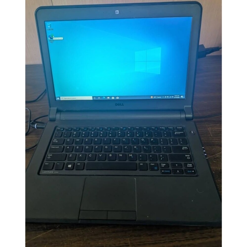 Dell Latitude 3340 13.3" Laptop i5 4th Gen 8GB RAM 256GB SSD Windows 11 HDMI